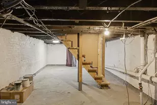 814 N Rose St, Baltimore, MD 21205 - Photo 22