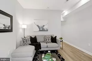 814 N Rose St, Baltimore, MD 21205 - Photo 4