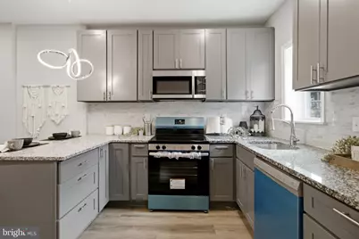 814 N Rose Street, Baltimore, MD 21205 - Photo 10