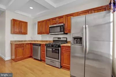 404 E Lorraine Avenue, Baltimore, MD 21218 - Photo 12