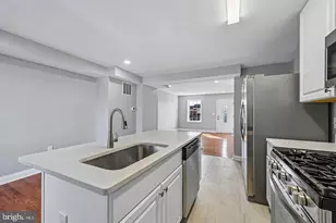 628 Roundview Rd, Baltimore, MD 21225 - Photo 12