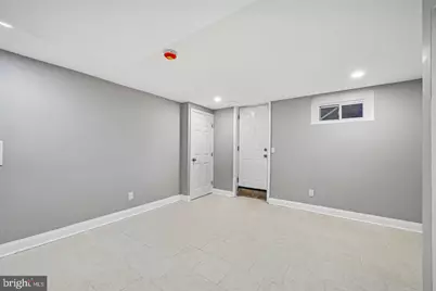 628 Roundview Road, Baltimore, MD 21225 - Photo 32