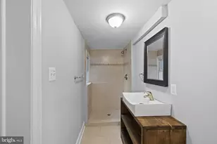 2236 Essex St, Baltimore, MD 21231 - Photo 12
