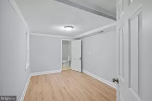 2236 Essex St, Baltimore, MD 21231 - Photo 10