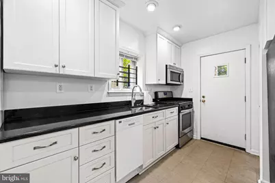 204 E Churchill Street, Baltimore, MD 21230 - Photo 14