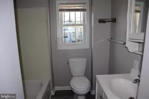 3511 E Fairmount Ave, Baltimore, MD 21224 - Photo 12