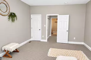 2831 Parkwood Ave, Baltimore, MD 21217 - Photo 18