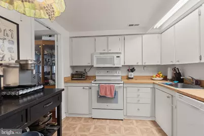 6317 Park Heights Avenue #306, Baltimore, MD 21215 - Photo 12