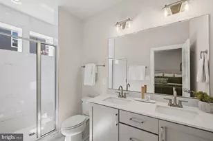 105 Glass Ln, Baltimore, MD 21230 - Photo 14