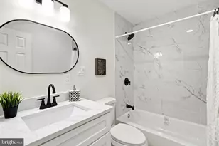637 N Robinson St, Baltimore, MD 21205 - Photo 10