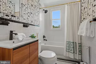 4351 Newport Ave, Baltimore, MD 21211 - Photo 16