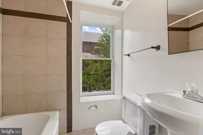 700 Park Avenue, Baltimore, MD 21201 - Photo 26