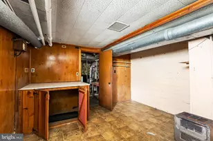 1412 N Dukeland St, Baltimore, MD 21216 - Photo 32