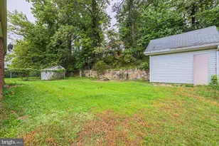 6011 Western Run Dr, Baltimore, MD 21209 - Photo 10
