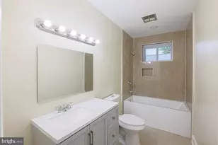 6011 Western Run Dr, Baltimore, MD 21209 - Photo 28