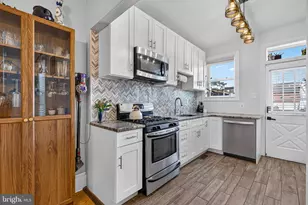631 S Grundy St, Baltimore, MD 21224 - Photo 8