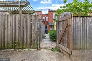 1008 W 42nd St, Baltimore, MD 21211 - Photo 32