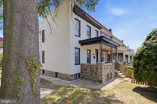 3227 Phelps Ln, Baltimore, MD 21229 - Photo 4