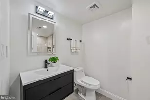 24 N Gilmor St, Baltimore, MD 21223 - Photo 18