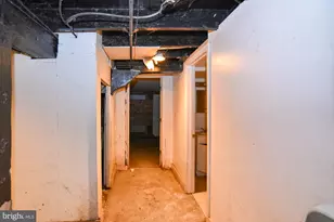 1208 N Longwood St, Baltimore, MD 21216 - Photo 28