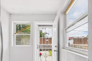 2112 N Pulaski, Baltimore, MD 21217 - Photo 14