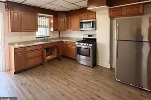 617 Robinson St, Baltimore, MD 21205 - Photo 4