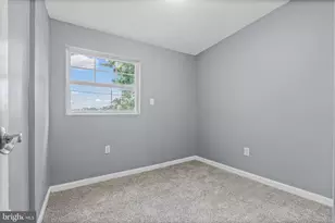 1629 E Oliver St, Baltimore, MD 21213 - Photo 18