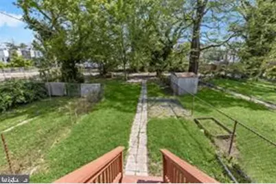 3827 Boarman Avenue, Baltimore, MD 21215 - Photo 16