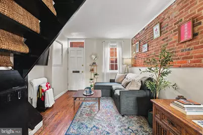 402 S Dallas Street, Baltimore, MD 21231 - Photo 2