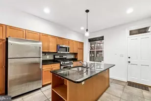 19 S Curley St, Baltimore, MD 21224 - Photo 8