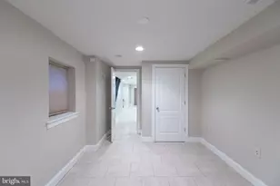 3502 Chestnut Ave, Baltimore, MD 21211 - Photo 26