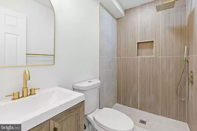 529 N Patterson Park Avenue, Baltimore, MD 21205 - Photo 16