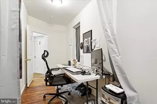 1021 N Caroline St, Baltimore, MD 21205 - Photo 8