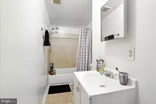 1021 N Caroline St, Baltimore, MD 21205 - Photo 26