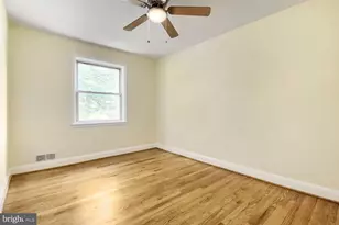 220 N Edgewood St, Baltimore, MD 21229 - Photo 14