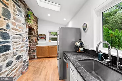 3711 Clipper Road, Baltimore, MD 21211 - Photo 10
