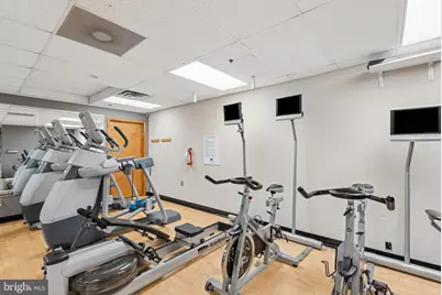 2702 Lighthouse Pt E #629, Baltimore, MD 21224 - Photo 24