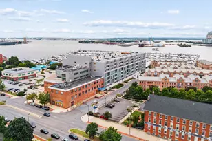 2702 Lighthouse Pt E, Baltimore, MD 21224 - Photo 34