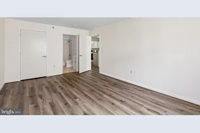 2702 Lighthouse Pt E #629, Baltimore, MD 21224 - Photo 18