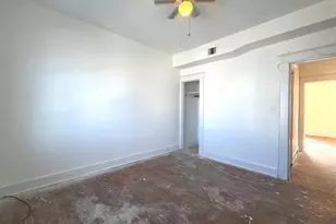 641 N Augusta Ave, Baltimore, MD 21229 - Photo 32