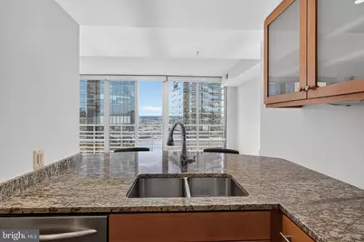 675 President Street #2303, Baltimore, MD 21202 - Photo 6