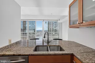 675 President St, Baltimore, MD 21202 - Photo 6