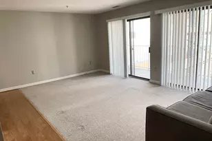 2702 E Lighthouse Pt E, Baltimore, MD 21224 - Photo 4