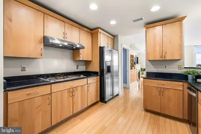 1400 Lancaster #605, Baltimore, MD 21231 - Photo 18