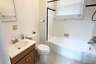 3018 E Larue Square E, Baltimore, MD 21225 - Photo 12