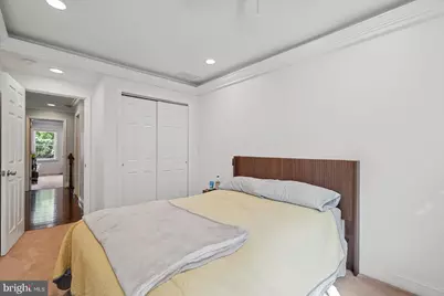 2105 E Lamley Street, Baltimore, MD 21231 - Photo 22