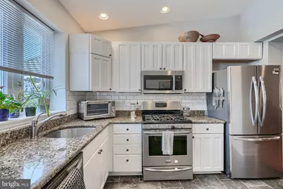 328 S Bouldin Street, Baltimore, MD 21224 - Photo 10