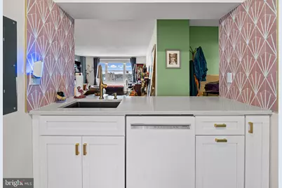 [Address not provided], Baltimore, MD 21202 - Photo 8
