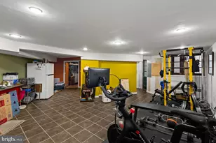 400 Bretton Pl, Baltimore, MD 21218 - Photo 56