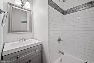 22 Carey St, Baltimore, MD 21223 - Photo 12
